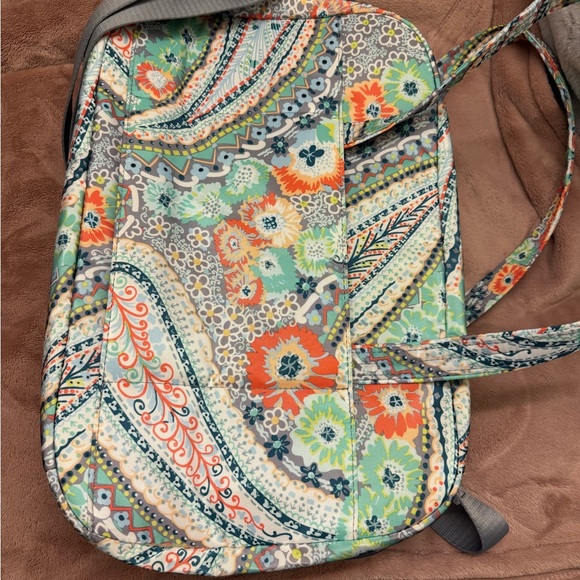 Vera Bradley Citrus Paisley Lay Flat Travel Bag - Picture 4 of 7